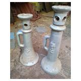2 Screw Jacks