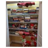 Contents of Closet - Read Details