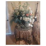 Round Side Table & 2 Flower Arrangements