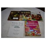 Set of Vtg Cook and Decorating Books