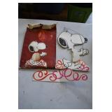 Vtg hallmark Snoopy Centerpiece 14"