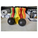 Vtg Plastic Bowling Set