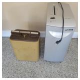 Fellowes Shredder and Saf-T-Posit Box