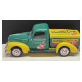 Golden Wheel 1:25 Scale 1951 Ford Stake Truck