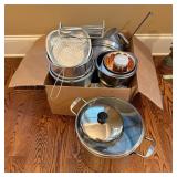 Denmark and Aluminum Cookware and Bakeware