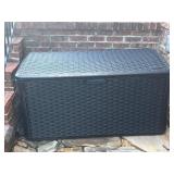Outdoor Resin Wicker Storage Deck Box with Lid