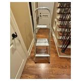Aluminum Two-Step Ladder with Handrail