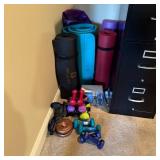 Workout Equipment Including Mats, Foam Roller, and
