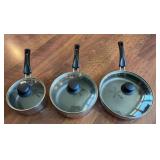 3 Nonstick Saucepans With Lids