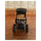 Vtg Cast-iron Ford Coin Bankï¿½4ï¿½ tall