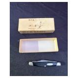 Vtg Buck Knife with Original Boxï¿½2.5ï¿½ Closed