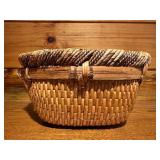 Vtg Chinese Willow Basketï¿½13x10x7