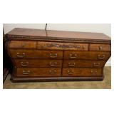 Vtg Wooden Dresser W/Ornate Design