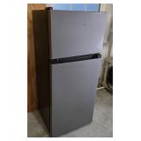Hisense Top-Freezer Mini Refrigerator