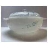 VTG Pyrex Blue Wheat 1.5 qt Casserole Dish W/Lid