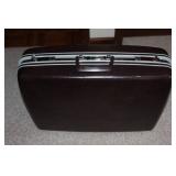 Samsonite Sentry Hard-Shell Suitcase