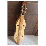 Wooden Appalachian Mountain Dulcimer