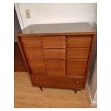 Mid Century Modern Chest of Drawers