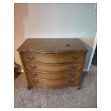 Bassett 4 Drawer Dresser