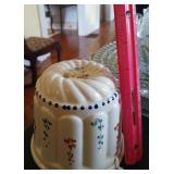 Vtg Ceramic Majolica Gelatin Mold