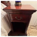 Vtg One Drawer Nightstand