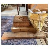 Vtg Sewing Box & Crafting & Other Sewing Projects