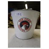 Red Comb Poutry Feeds Porcelain Enamel Bucket