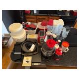 Kitchenware and Small Appliances Lot