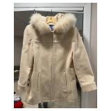 Mackintosh Womenï¿½s Coat with Fur Trim