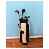 Wilson Golf Bag With Assorted Clubs