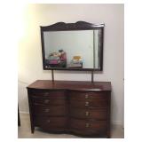 Mahogany 6-Drawer Dresser with Mirror