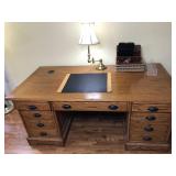 Oak Executive Desk With 7 Drawers