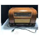 Philco Wooden Tabletop Radio, Works