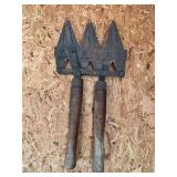 Vintage Metal Garden Claw Hand Tool