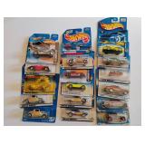 16 Hot Wheels Cars