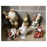 Vtg Santa Figurines