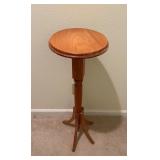 Vtg Wooden Pedestal Accent Table 11ï¿½ï¿½x34.5ï¿½ï¿½