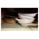 (P)ï¿½Vtg Stoneware Baking Dishes.