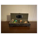 (DR)ï¿½Vtg Jewelry Box with Contentsï¿½9ï¿½3.5ï¿½2