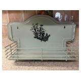 (K-Hutch)ï¿½Vtg Green Metal Wall Rackï¿½16.75x6x10