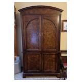 (LR)ï¿½CIï¿½Mahogany Cabinetï¿½42x22x79