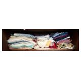 (DR)ï¿½Vtg Fabric and Linens.