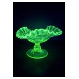 (LR)ï¿½Vtg Uranium Glass Elephantï¿½4.5ï¿½5