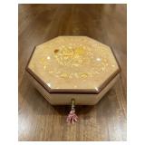 (LR)ï¿½Italian Jewelry/Music Boxï¿½8.5ï¿½8.5ï¿½2.5