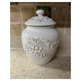 (K-Fridge)ï¿½Vtg Ginger/Cookie Jarï¿½7.5ï¿½11