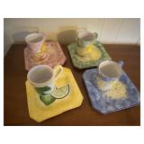 (DR)ï¿½Vtg. Plates & Cupsï¿½8ï¿½8