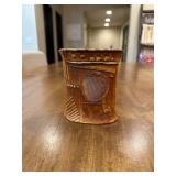(LR)ï¿½Brown Ceramic Vaseï¿½4.25ï¿½2.25ï¿½5
