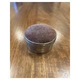 (LR)ï¿½Vtg Sewing Boxï¿½2.75ï¿½1.5