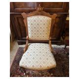 (L)ï¿½Vtg Victorian Parlor Chairï¿½16x16x34