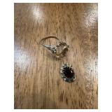 (LR)ï¿½Vtg 10K Gold Ring with Gemstone